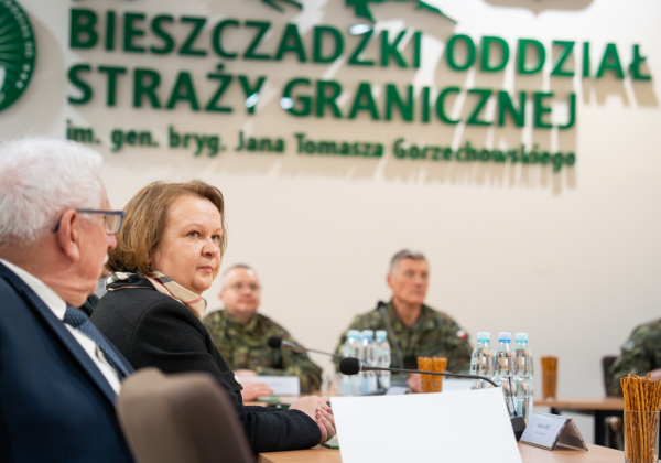 O sprawach powiatów i bezpieczeństwie. Starosta Barbara Broź na ważnych spotkaniach