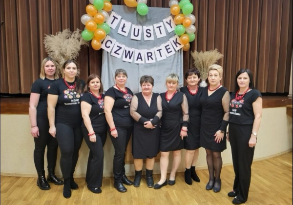 Pączki, oponki i biesiada. Tłusty Czwartek w Krowicy Samej [ZDJĘCIA]