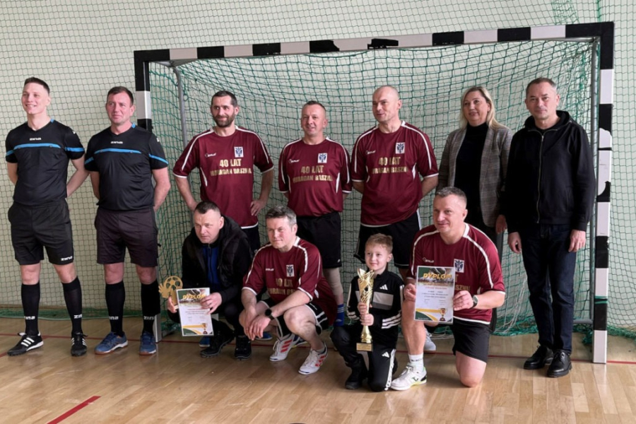 Oldboje pokazali klasę. Huragan Basznia Dolna z Pucharem Wójta Gminy Lubaczów