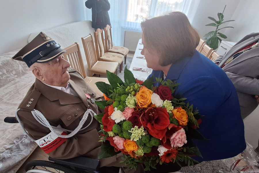 Tadeusz Bystrzycki - weteran Armii Krajowej z powiatu lubaczowskiego świętuje 102. urodziny [ZDJĘCIA]