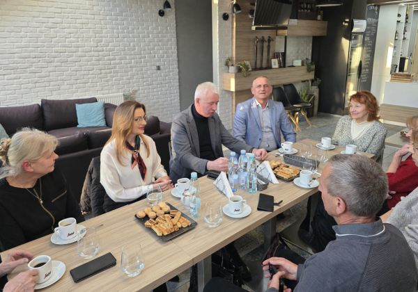 Walka o przywództwo w KO. Joanna Frydrych zabiega o głosy w Lubaczowie