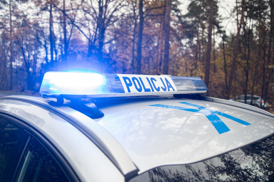 Pijany kierowca, a pasażer bez kasku. 34-latek odpowie przed sądem