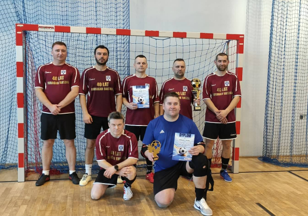 Puchar Burmistrza dla Huraganu Basznia Dolna. Oldboye zagrali dla Michalinki