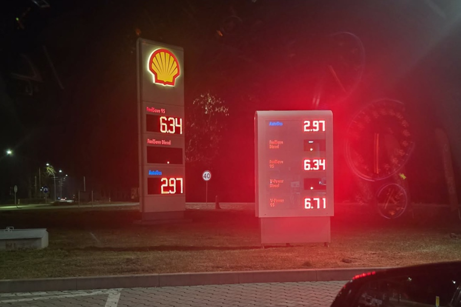 Paliwa drastycznie drożeją, a na niektórych stacjach zaczyna ich brakować