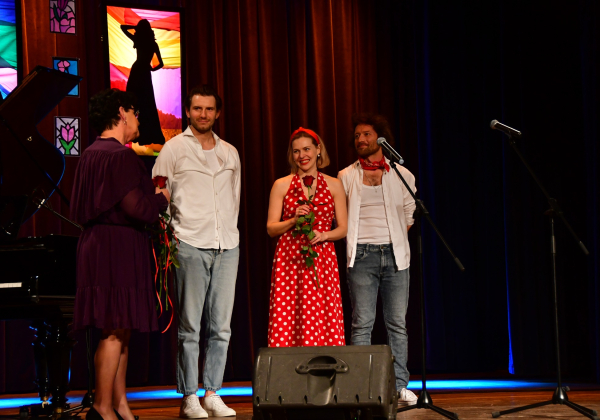 „Słodko-gorzki recital na dwa serca” w MDK w Lubaczowie ]ZDJĘCIA]