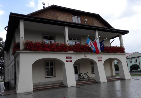 Wiadomo, kto zmodernizuje ratusz w Narolu. Wybrano wykonawcę inwestycji