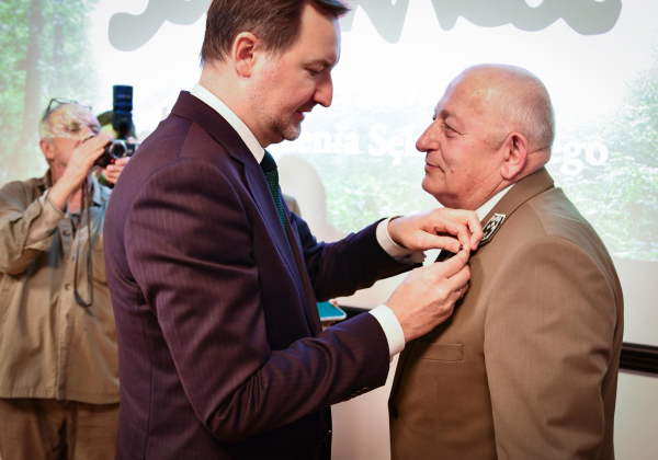 Stanisław Zagrobelny uhonorowany Złotym Krzyżem Zasługi