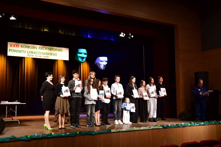 „Życie to nie teatr” – poznaliśmy najlepszych recytatorów w powiecie lubaczowskim