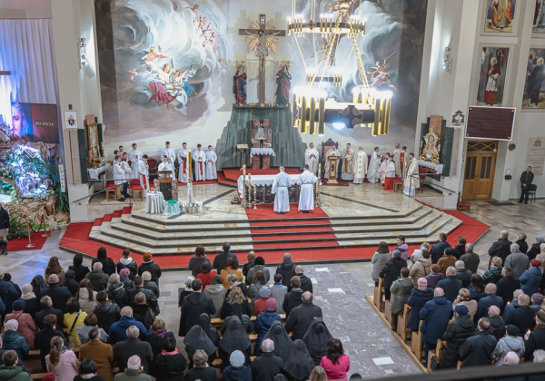 Triduum Paschalne w lubaczowskiej Konkatedrze [PROGRAM]