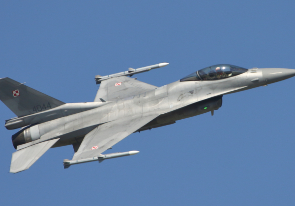 Zmasowany atak na Ukrainę. Myśliwce w powietrzu, zamknięta przestrzeń nad Podkarpaciem