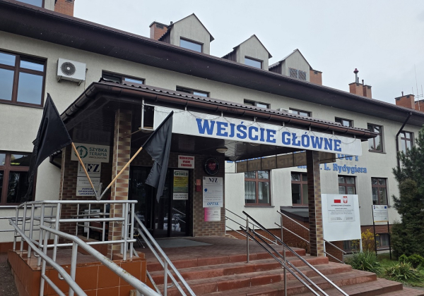 Czarny protest w szpitalu w Lubaczowie. „Walczymy o przetrwanie”