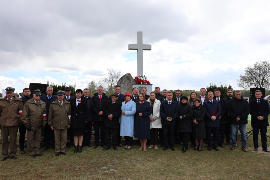 Oddali hołd mieszkańcom Rudki zamordowanym przez UPA [ZOBACZ ZDJĘCIA]