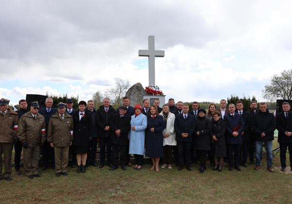 Oddali hołd mieszkańcom Rudki zamordowanym przez UPA [ZOBACZ ZDJĘCIA]