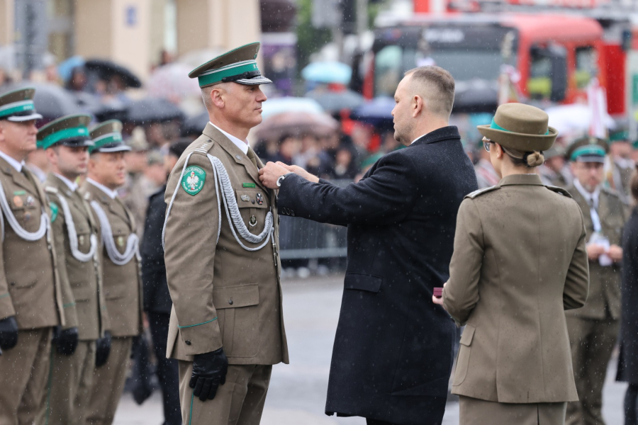 Strażnicy graniczni z Lubaczowa odznaczeni przez Prezydenta RP [ZDJĘCIA]