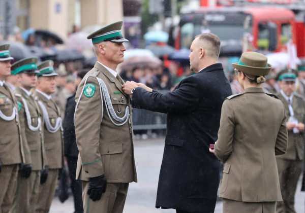 Strażnicy graniczni z Lubaczowa odznaczeni przez Prezydenta RP [ZDJĘCIA]