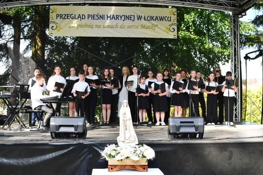 Pieśni Maryjne zabrzmiały w Łukawcu. Za nami XXVIII edycja przeglądu [ZDJĘCIA]