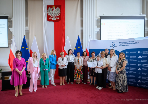 Zespół Placówek im. Jana Pawła II w Lubaczowie z wojewódzkim certyfikatem
