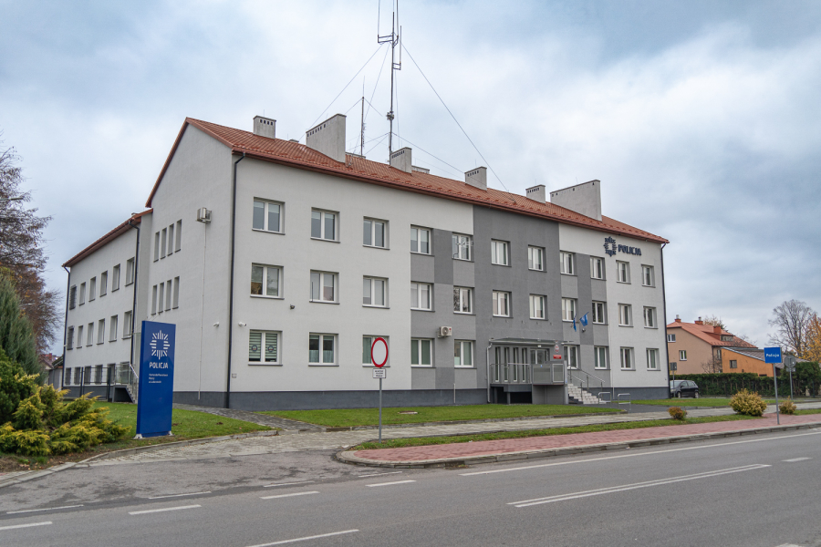 Zaskakująca wizyta w komendzie. 35-latek sam poinformował, że jest poszukiwany