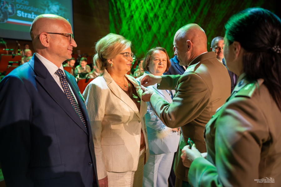35-lecie Bieszczadzkiego Oddziału Straży Granicznej. Uhonorowano Barbarę Broź [ZDJĘCIA]