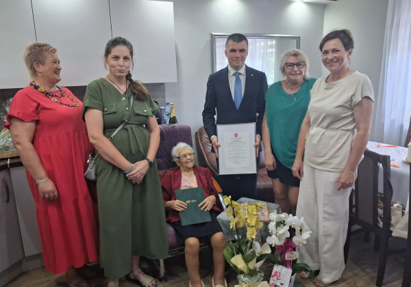 Wyjątkowy jubileusz w gminie Oleszyce. Pani Genowefa Sokołowska skończyła 100 lat