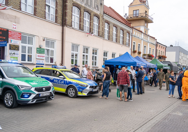 Policjanci zapraszają na Piknik Służb Mundurowych w Lubaczowie