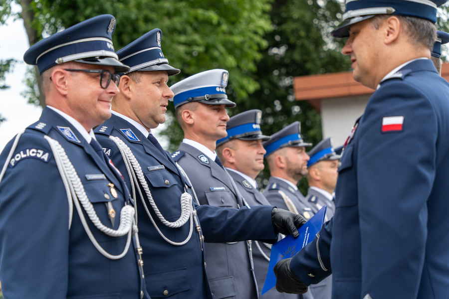 Awanse i podziękowania. Uroczyste obchody Święta Policji w Lubaczowie [NASZA FOTORELACJA]