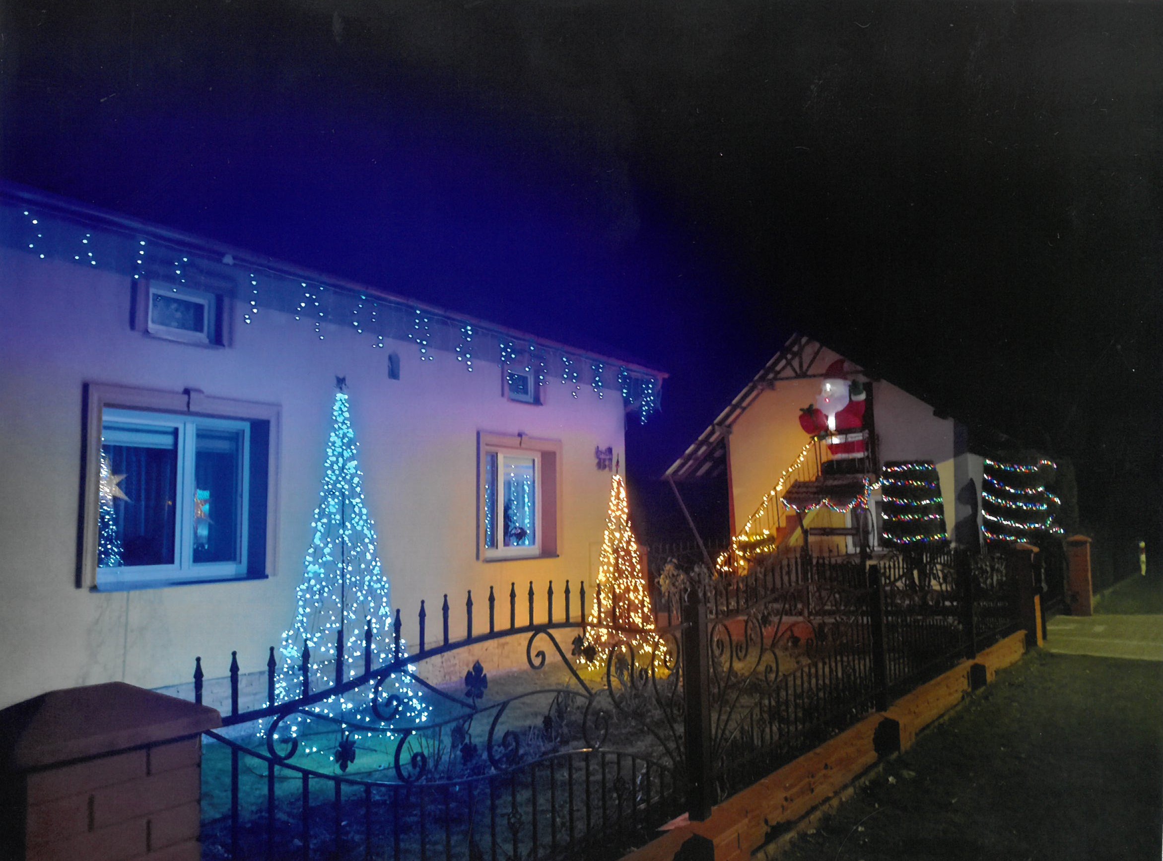 Najpiękniejsze iluminacje świąteczne w Gminie Cieszanów - III miejsce ex aequo: Ewa Jankowska z Żukowa