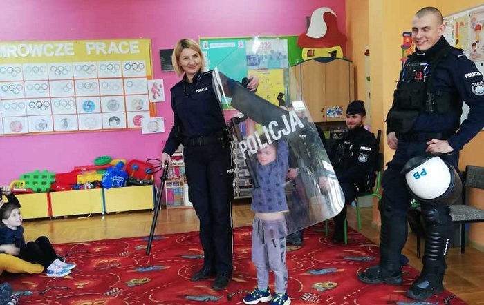 Spotkanie policjantów z dziećmi fot. KPP Lubaczów