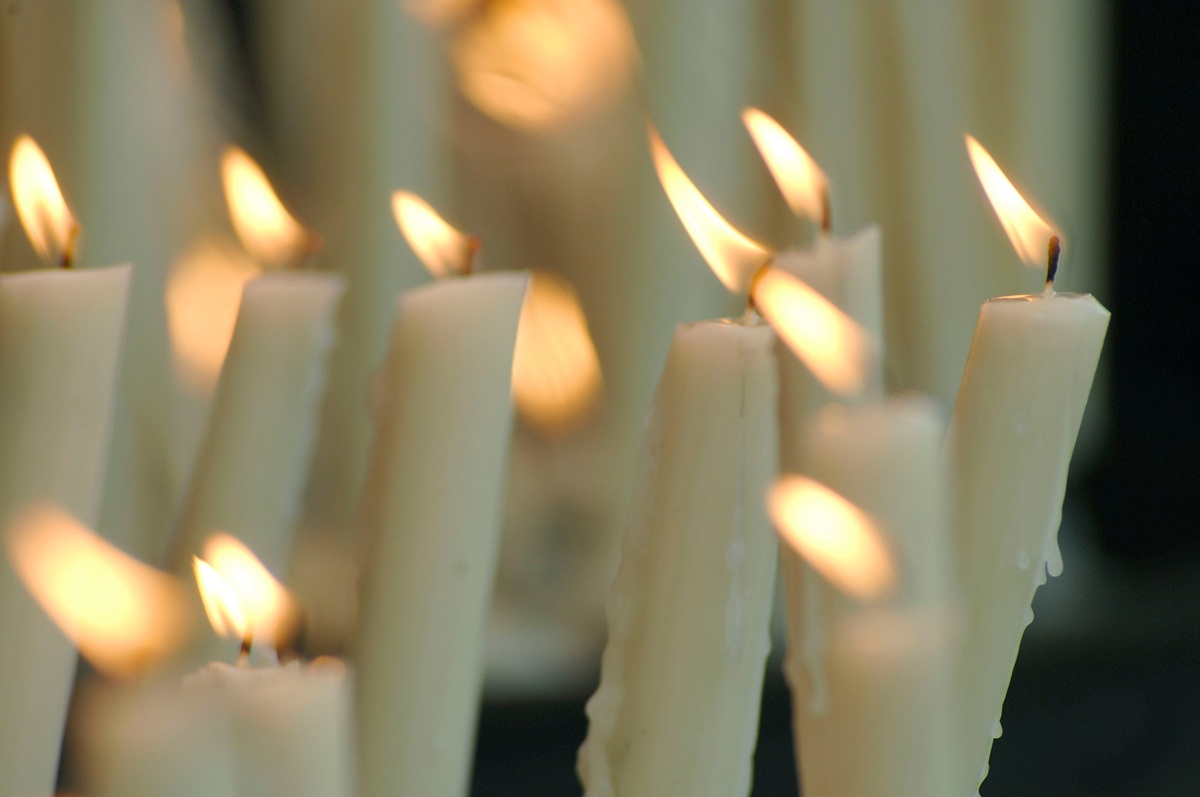 Gdzie można kupić dewocjonalia? Sprawdź, na co zwrócić uwagę przed wyborem