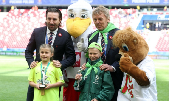 Zbigniew Boniek zaprasza na Narodowy. Ostatnia szansa na zapisy do Turnieju "Z Podwórka na Stadion o Puchar Tymbarku"